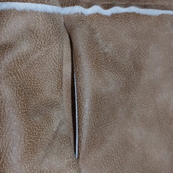 Women's En Creme faux fur vest size small - Picture 9 of 12